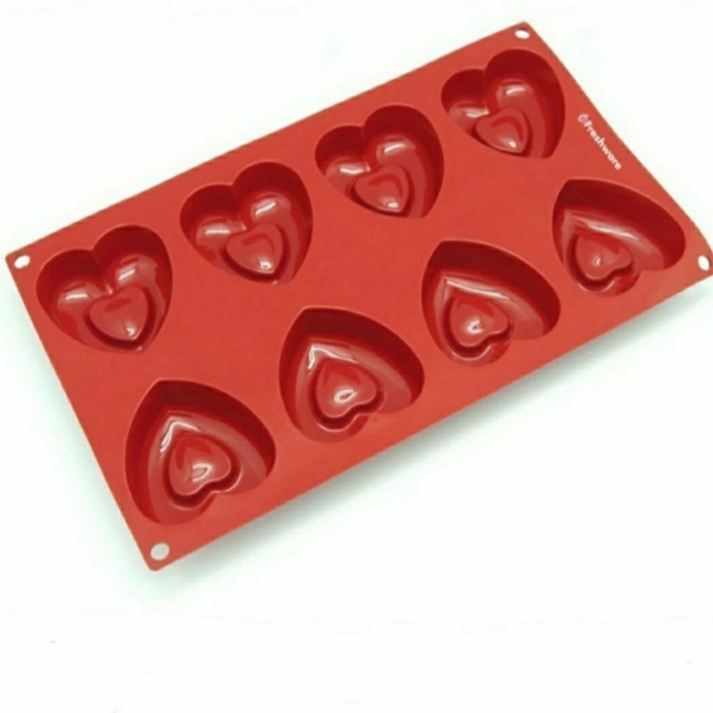 NEW Freshware Big Heart Silicone Mold Crayons Crafts Resin Chocolates Tray HTF